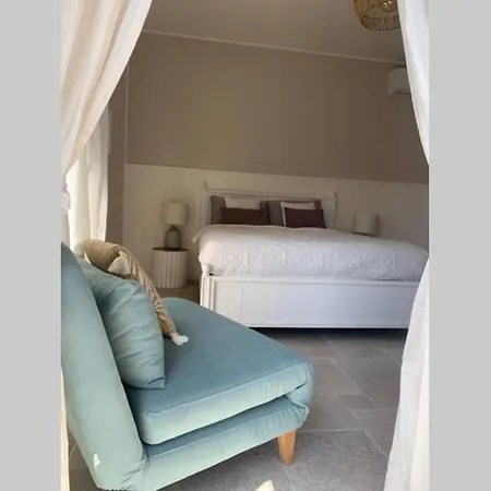 Mediterranean Luxurious Apartment